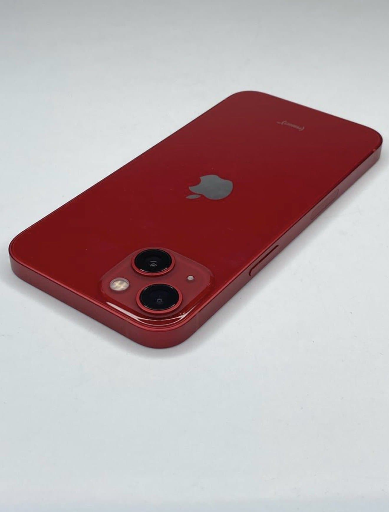iPhone 13 256GB Product Red