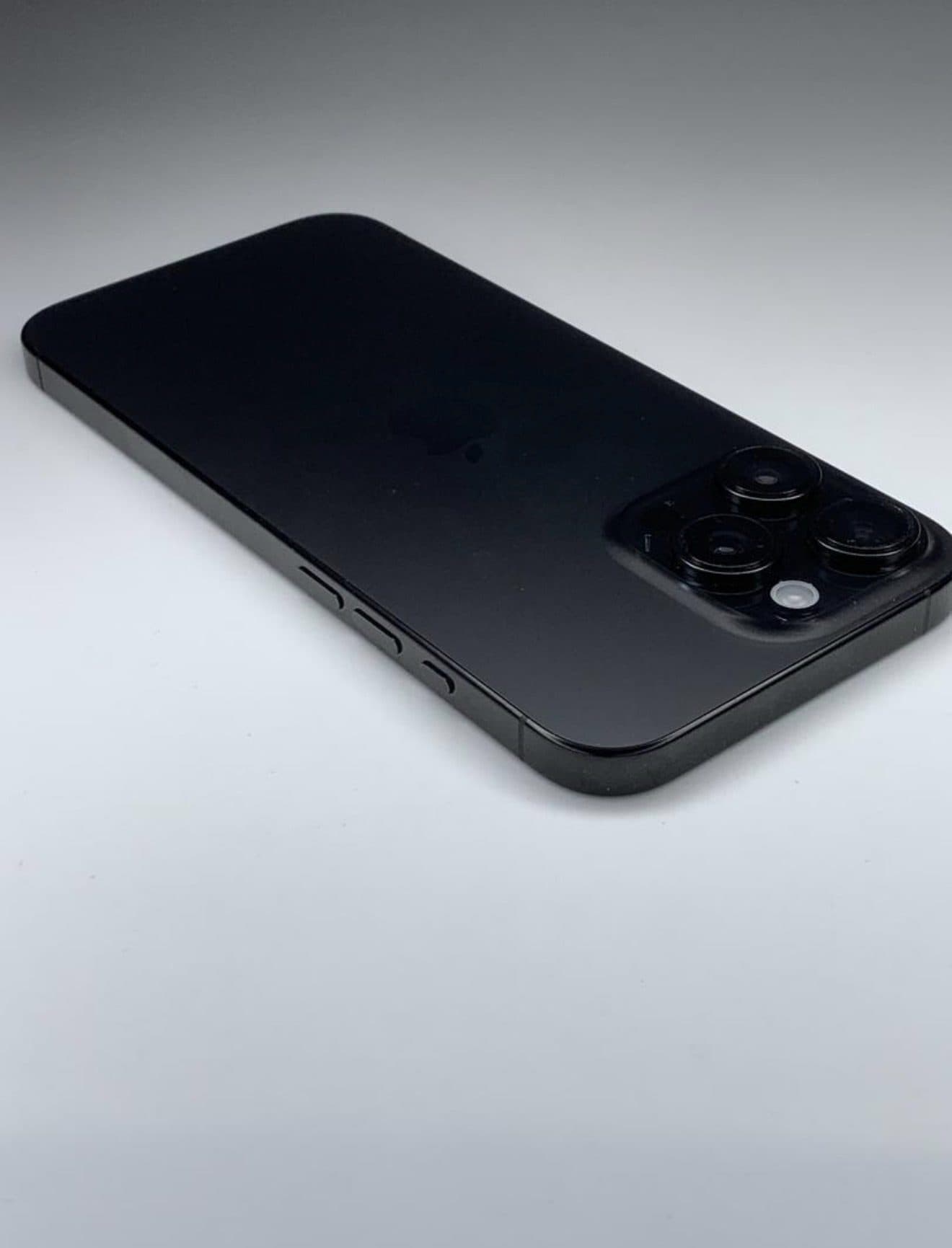 iPhone 16 Pro Max 256GB Black Titanium